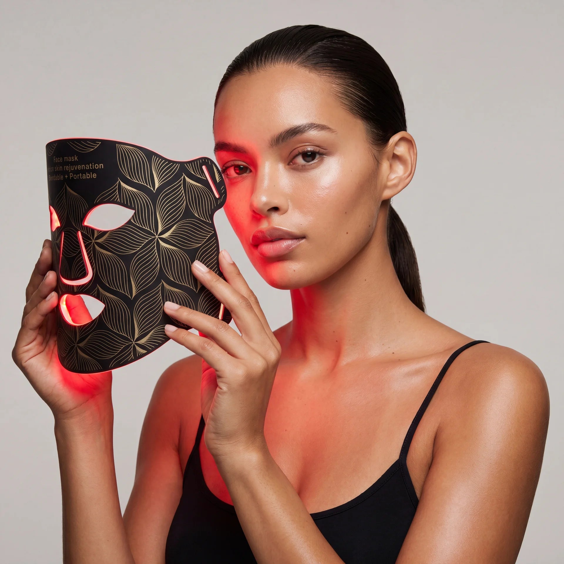 Rubelux Luma8™ Red Light Therapy Mask